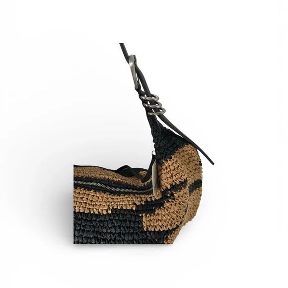 FREE PEOPLE *NWT* Shoulder Bag Black Motif Black Mix Woven Lined Zip - Picture 3 of 5